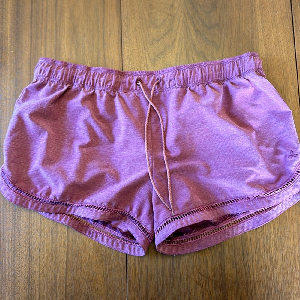 Prana Mariya shorts women’s M medium dark heather pink, see notes